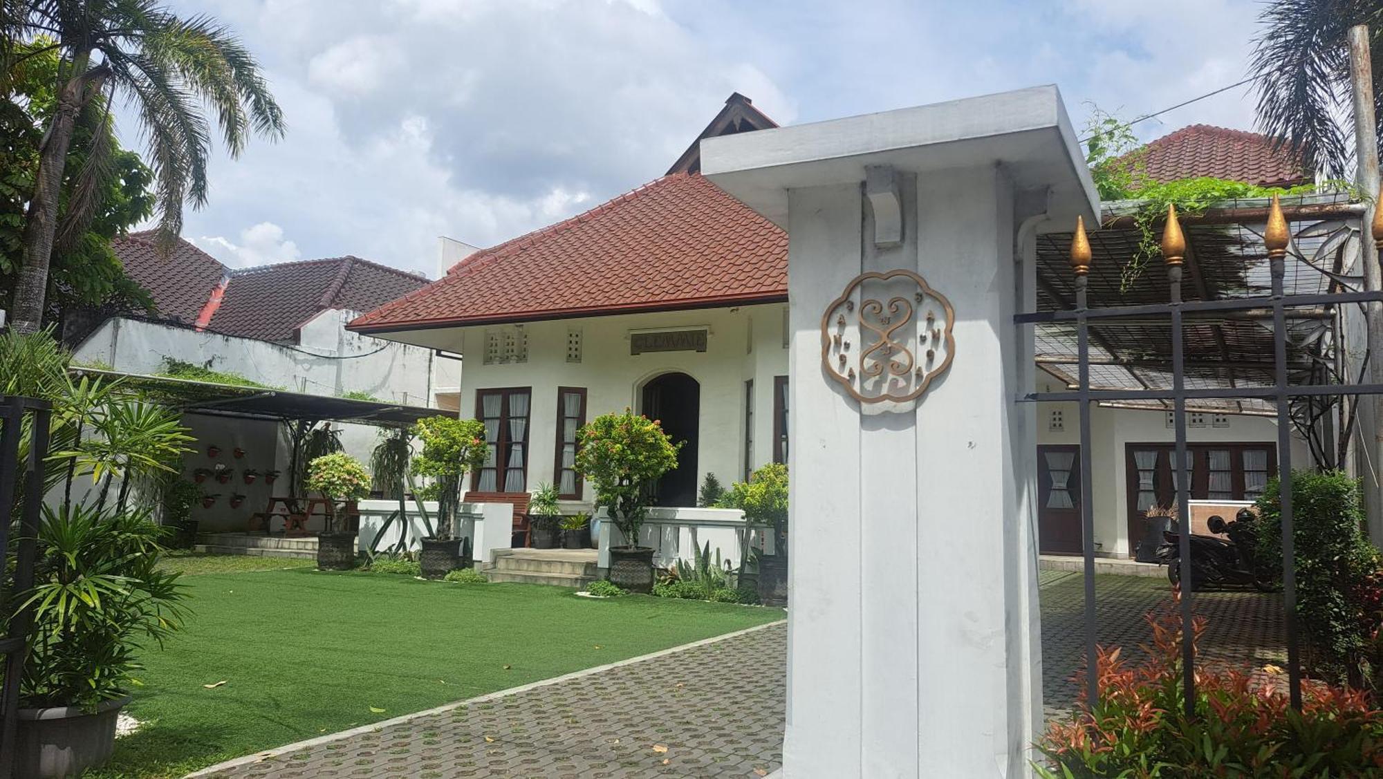 Clemmie Huis Yogyakarta Ngoại thất bức ảnh